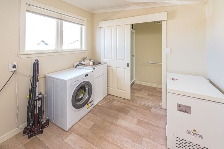 Photo of property in 51 Maxwell Avenue, Durie Hill, Whanganui, 4500