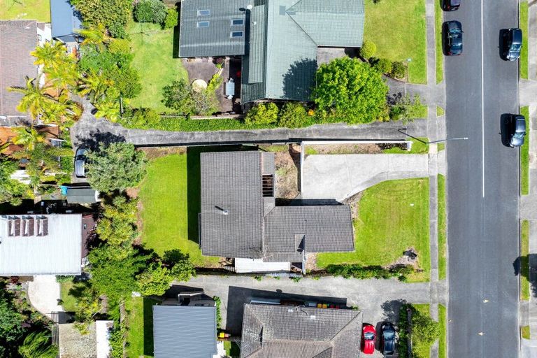Photo of property in 148 Stapleford Crescent, Browns Bay, Auckland, 0630