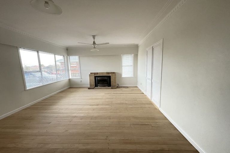 Photo of property in 8 Richards Avenue, Papatoetoe, Auckland, 2025