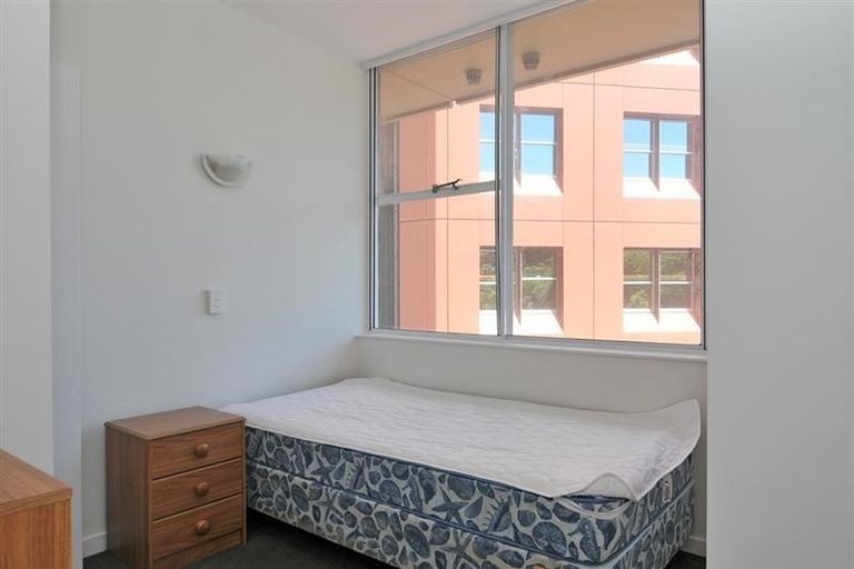 Photo of property in Terrace Tower Apartments, 7e/126 The Terrace, Wellington Central, Wellington, 6011