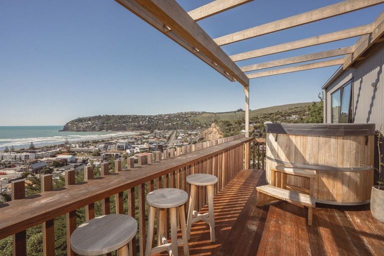 Photo of property in 7 Aranoni Track, Clifton, Christchurch, 8081