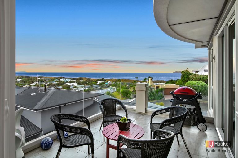 Photo of property in 2/508 Seaforth Road, Bowentown, Waihi Beach, 3177