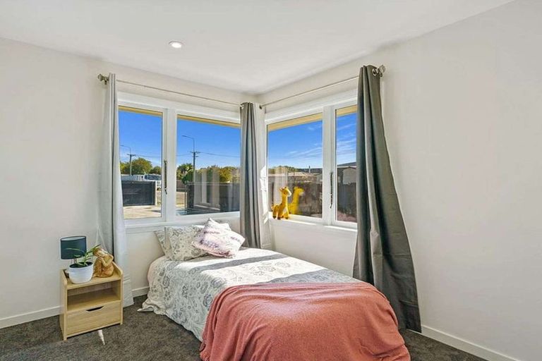 Photo of property in 122 Briggs Road, Shirley, Christchurch, 8052