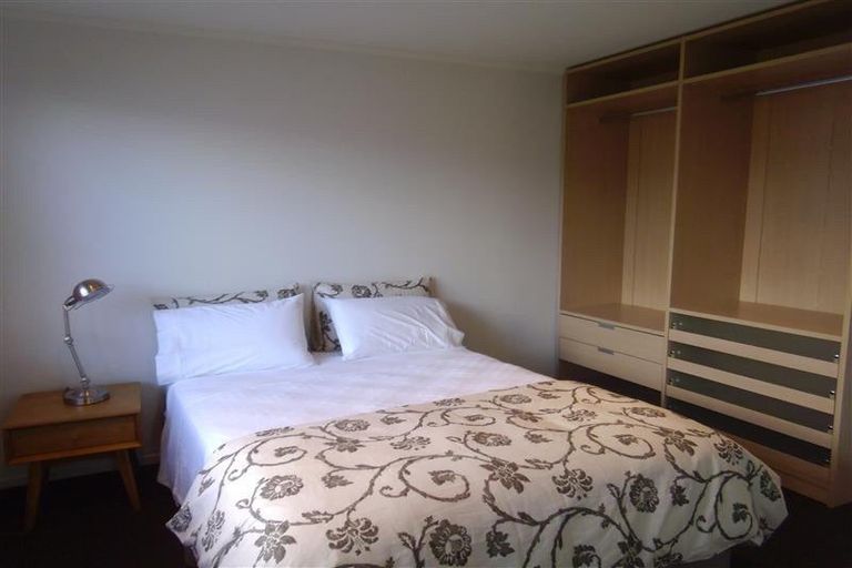 Photo of property in 9a-e Moulton Street, Moturoa, New Plymouth, 4310