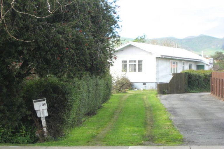 Photo of property in 38 Napier Road, Havelock North, 4130