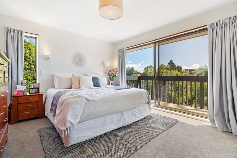 Photo of property in 12 Pine Terrace, Howick, Auckland, 2014
