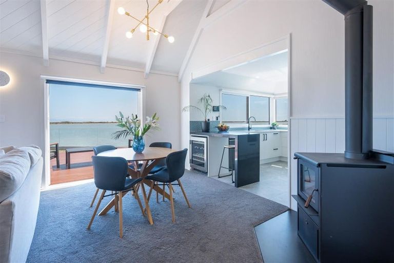 Photo of property in 6 Martin Street, Monaco, Nelson, 7011