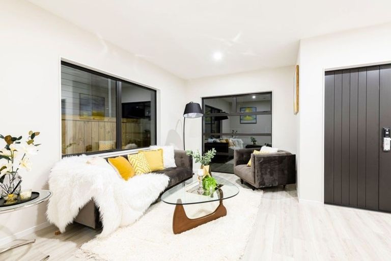 Photo of property in 53 Donegal Drive, Flat Bush, Auckland, 2019