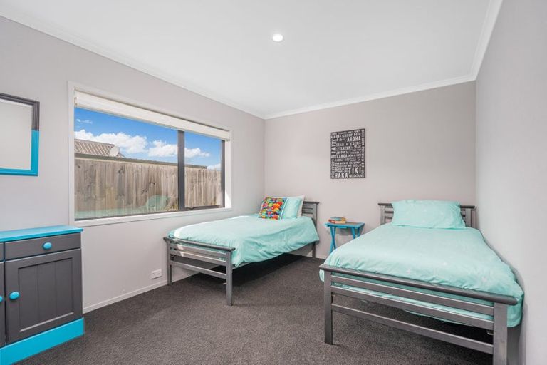 Photo of property in 28 Motukorure Parade, Cooks Beach, Whitianga, 3591