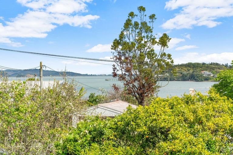 Photo of property in 28 Ngatoto Road, Tinopai, Matakohe, 0593