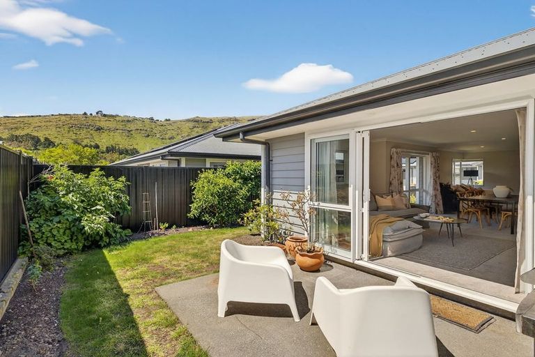 Photo of property in 9/64 Port Hills Road, Heathcote Valley, Christchurch, 8022