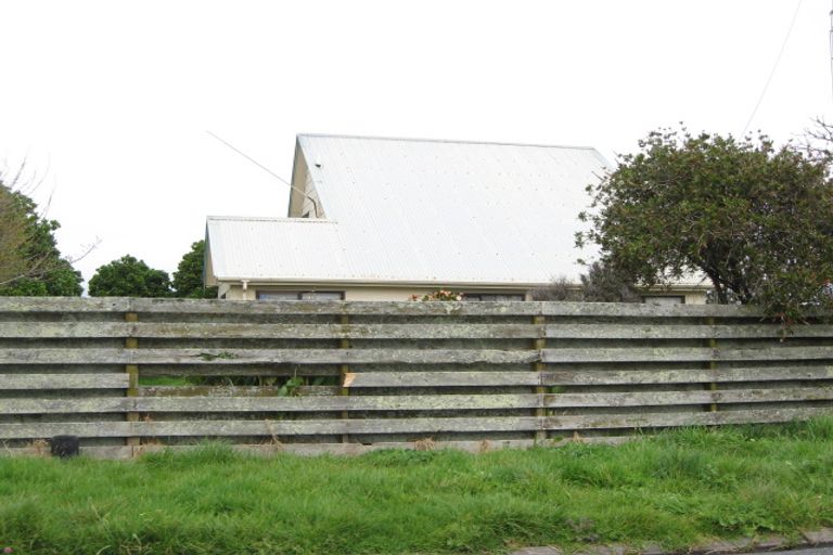 Photo of property in 81 Hume Street, Waitara, 4320