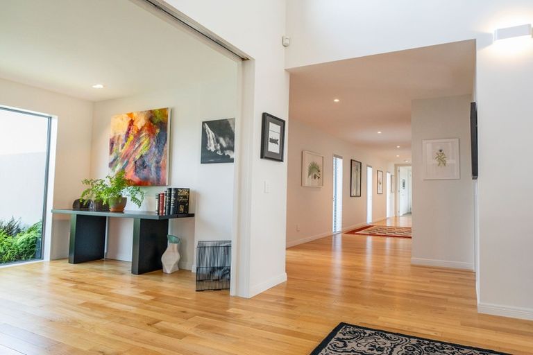 Photo of property in 299 Manly Street, Paraparaumu Beach, Paraparaumu, 5032