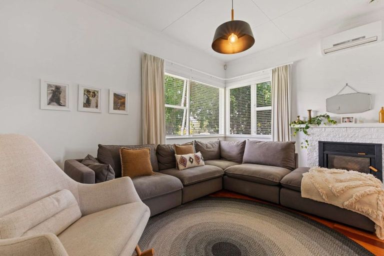 Photo of property in 1 Goldsmith Street, Maeroa, Hamilton, 3200