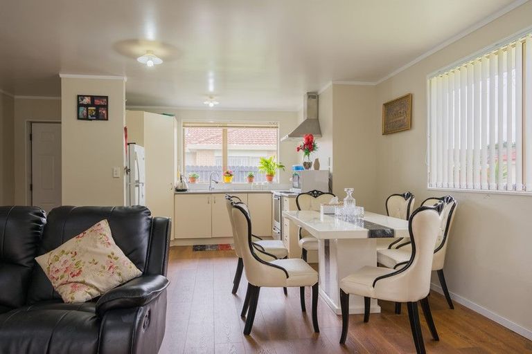 Photo of property in 41 Scotts Field Drive, Takanini, 2112