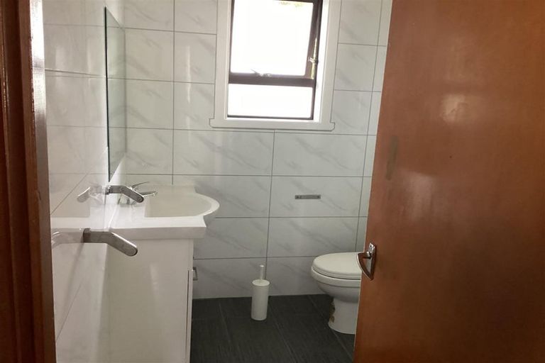 Photo of property in 45 Tatariki Street, Rosehill, Papakura, 2113