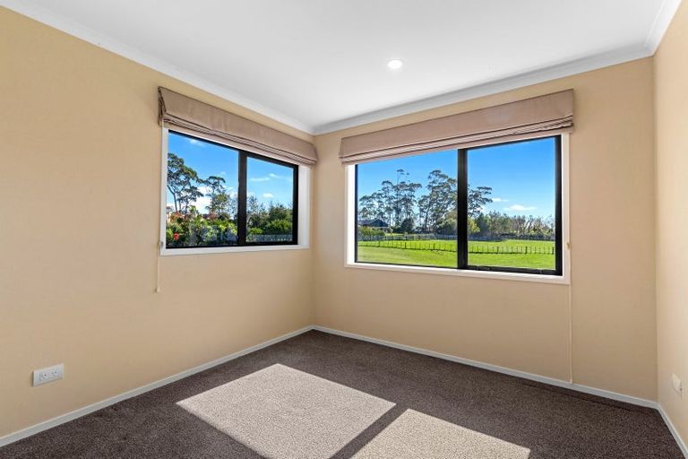 Photo of property in 34 Arone Way, Wainui, 0994