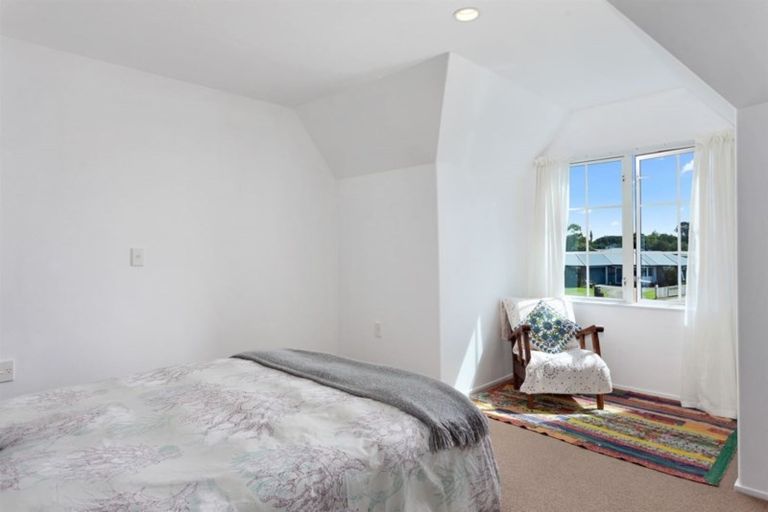 Photo of property in 33 Edgewater Grove, Whakatane, 3120