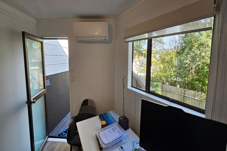 Photo of property in 1/13 Montclair Rise, Browns Bay, Auckland, 0630