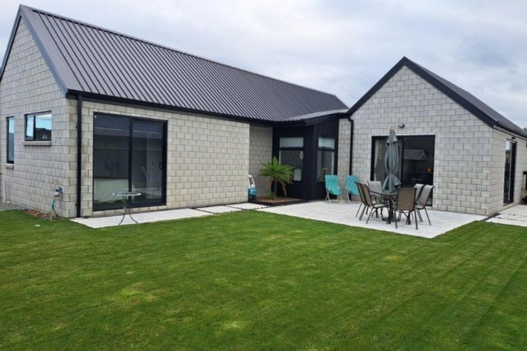 Photo of property in 4 Pahua Street, Pegasus, 7612