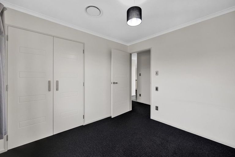 Photo of property in 14 Larlin Drive, Hawera, 4675