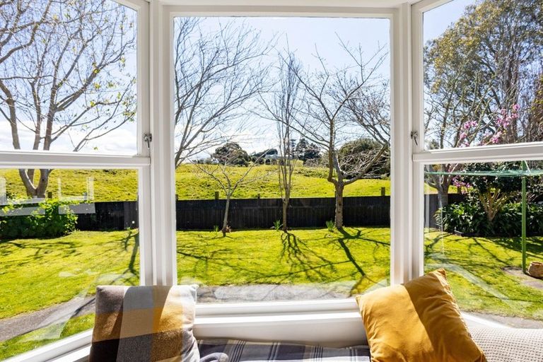 Photo of property in 18 Eaton Crescent, Otamatea, Whanganui, 4500