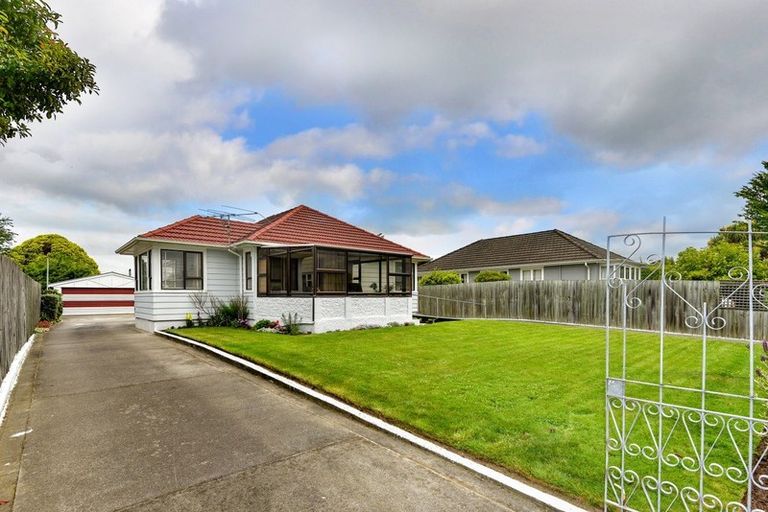 Photo of property in 6 Hillary Crescent, Upper Riccarton, Christchurch, 8041