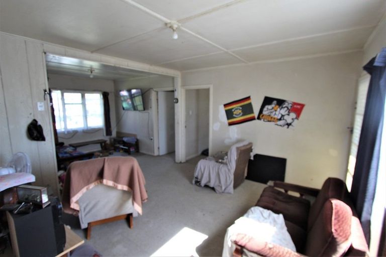 Photo of property in 17 Tay Street, Tokoroa, 3420