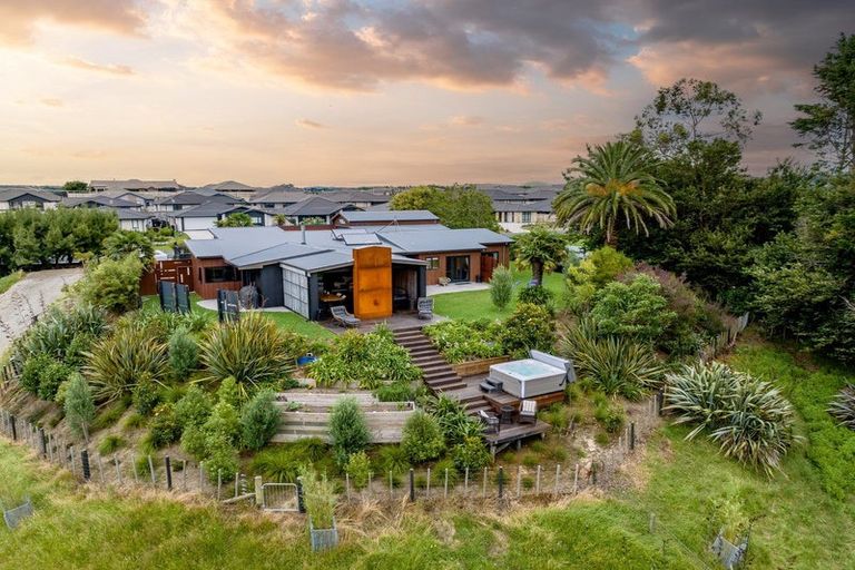 Photo of property in 72 Kennedy Road, Pyes Pa, Tauranga, 3112