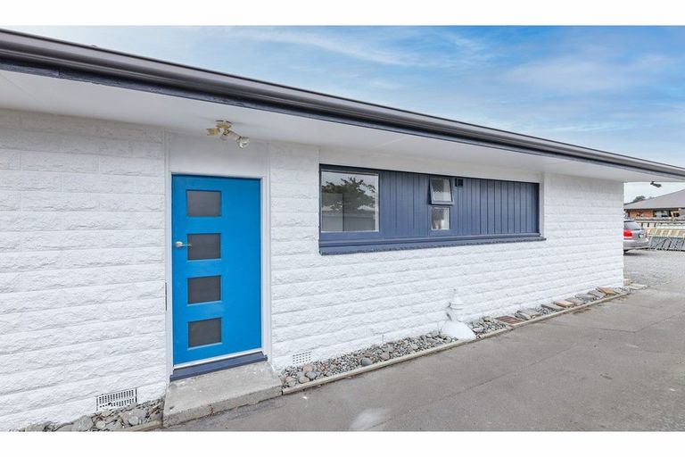 Photo of property in 181 Palmers Road, New Brighton, Christchurch, 8083