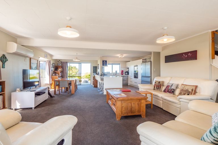 Photo of property in 326 Highcliff Road, Highcliff, Dunedin, 9013