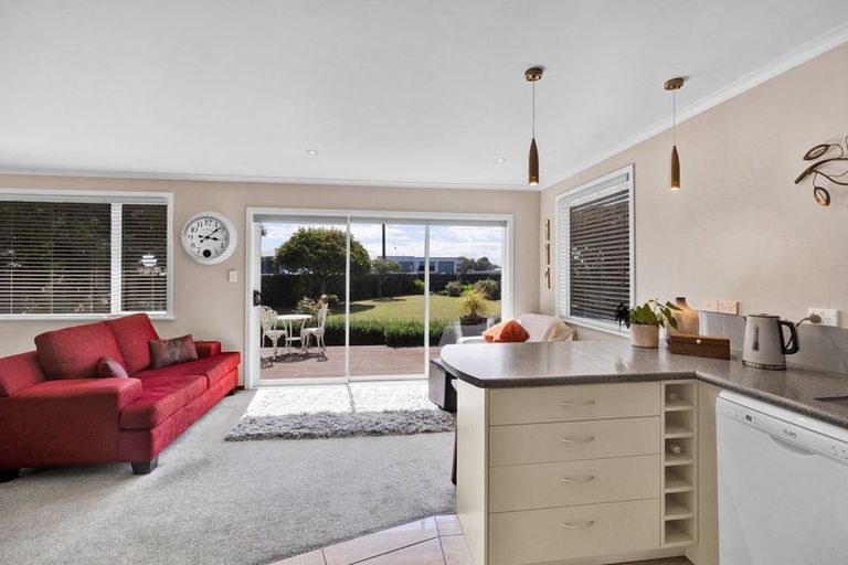 Photo of property in 48 Fantham Street, Hawera, 4610