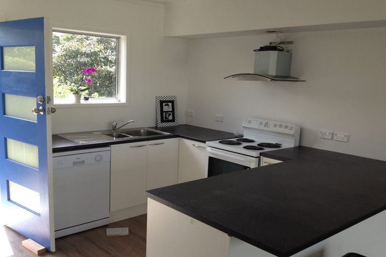 Photo of property in 7/16 Rutland Road, Stanley Point, Auckland, 0624