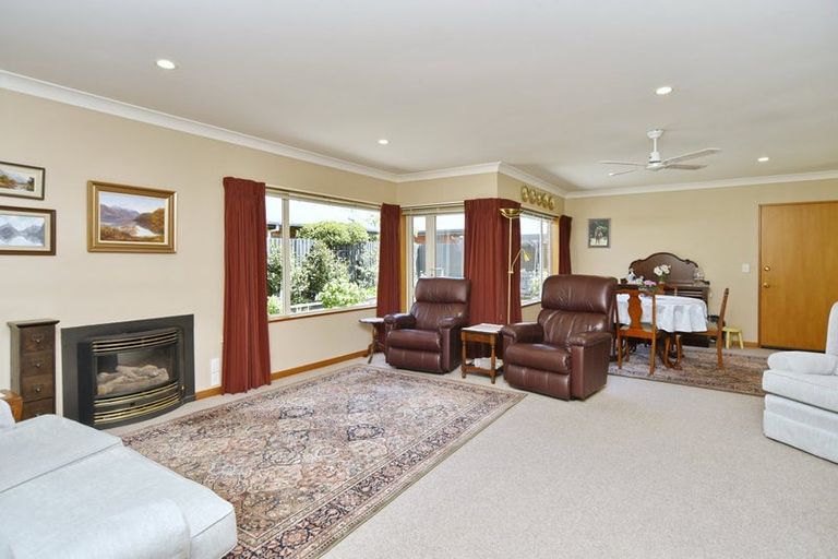 Photo of property in 20-22 Kingsbury Avenue, Rangiora, 7400