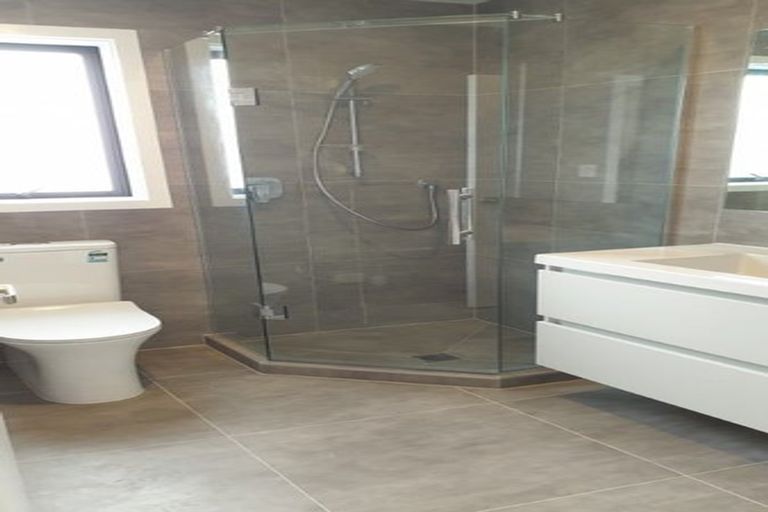 Photo of property in 210b Forrest Hill Road, Forrest Hill, Auckland, 0620