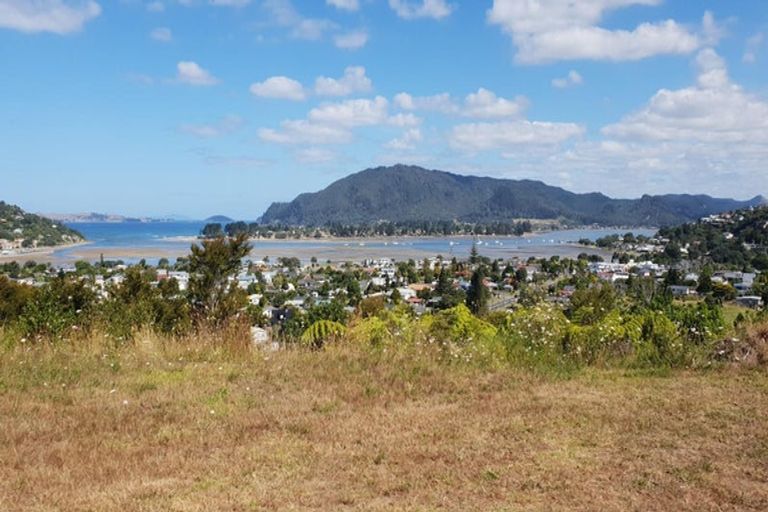 Photo of property in 6 Mason Rise, Tairua, 3508