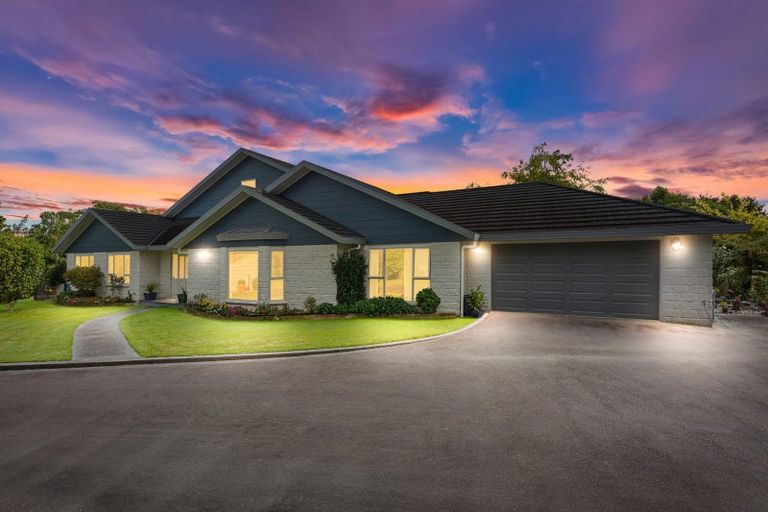 Photo of property in 7 Westpeak Way, Otaki, 5512