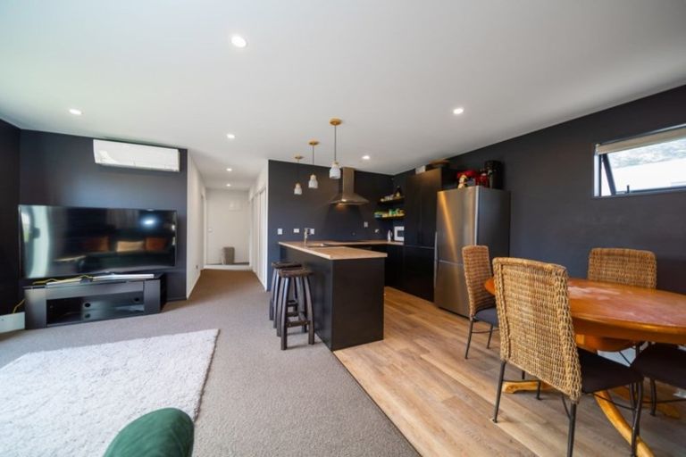 Photo of property in 32 Silver Street, Lower Shotover, Queenstown, 9304