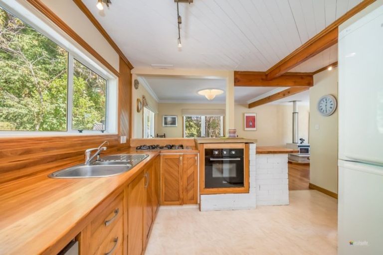 Photo of property in 124 Plateau Road, Te Marua, Upper Hutt, 5018