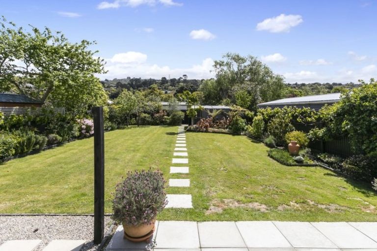 Photo of property in 45 Connolly Street, Boulcott, Lower Hutt, 5010