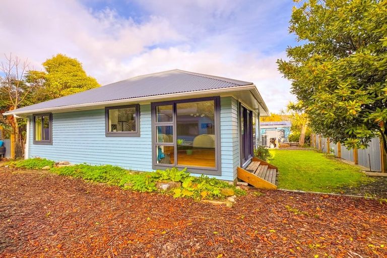 Photo of property in 45 Gillespies Road, Birchville, Upper Hutt, 5018