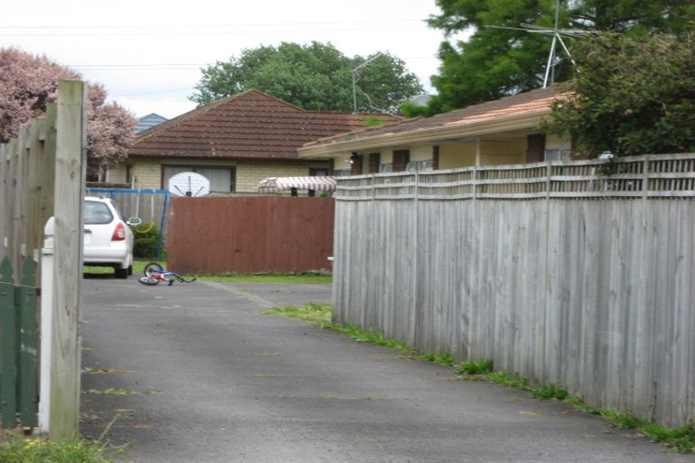 Photo of property in 2/3 Berwyn Avenue, Takanini, 2112