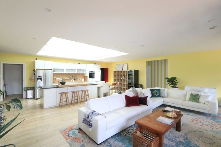 Photo of property in 55 Ruthven Road, Wainuiomata, Lower Hutt, 5014