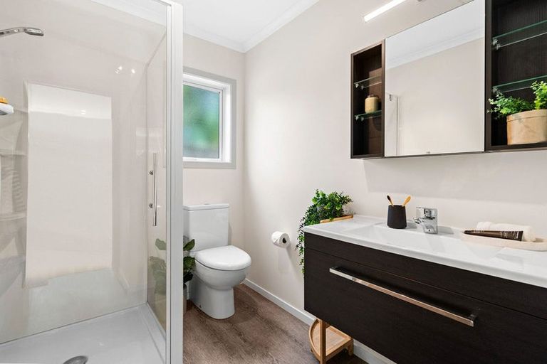 Photo of property in 77 Dublin Street, Martinborough, 5711