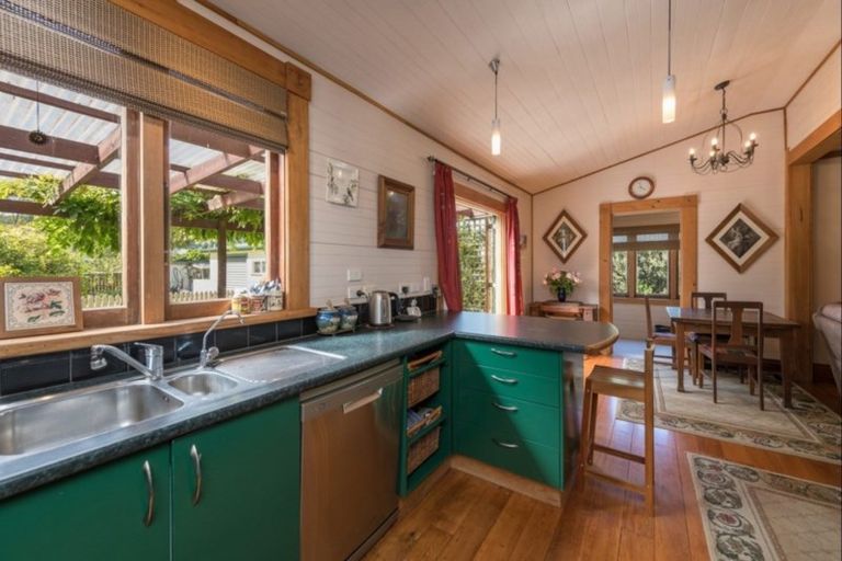 Photo of property in 39 Arrow Street, Wakefield, 7025