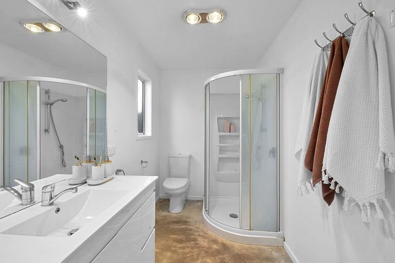 Photo of property in 183 Coronation Avenue, Welbourn, New Plymouth, 4310