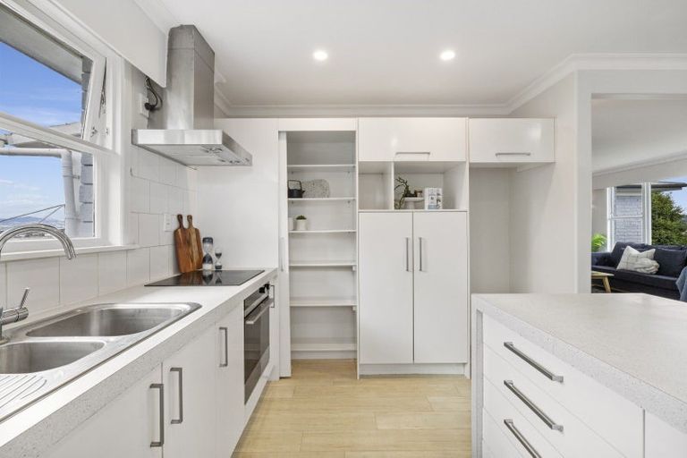 Photo of property in 70 The Drive, Brookfield, Tauranga, 3110