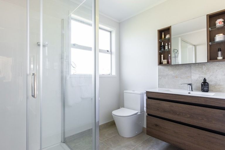 Photo of property in 16 Higgins Street, Marewa, Napier, 4110