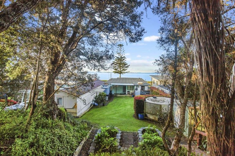 Photo of property in 30 Logan Drive, Manukau Heads, Awhitu, 2684