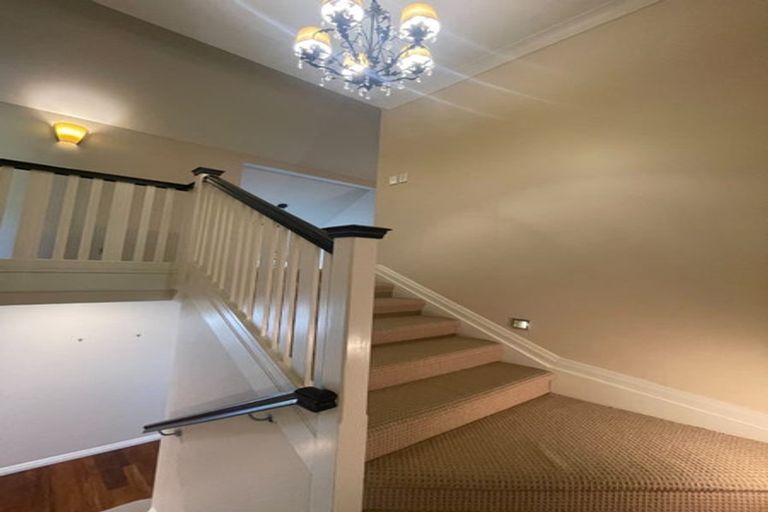 Photo of property in 487 Ormiston Road, Flat Bush, Manurewa, 2576